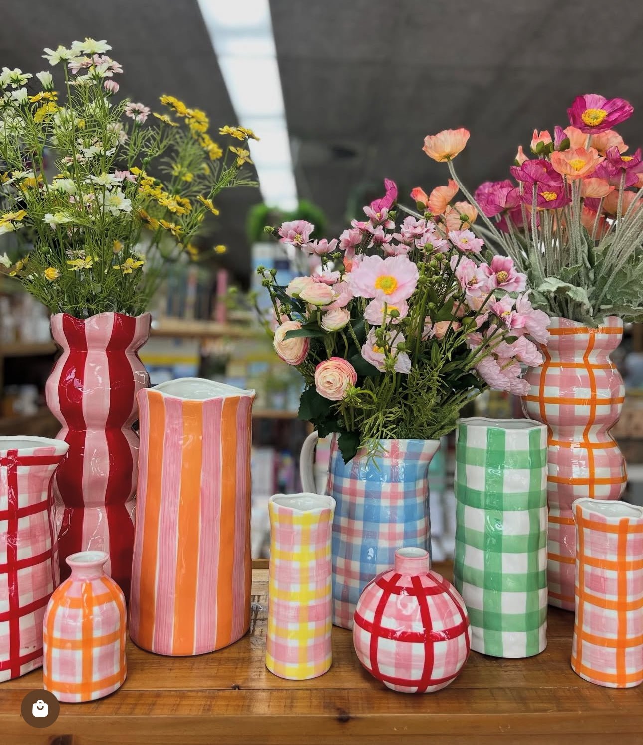 5 Vase Trends We’re Loving This Season (And How to Style Them in Your Home)