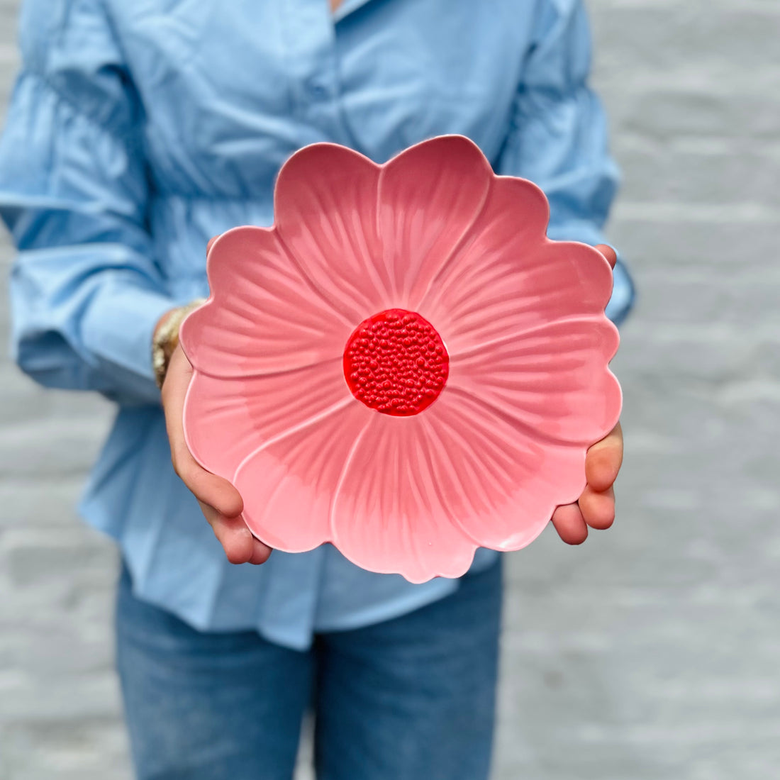 AUGUST PREORDER large Flower Plate - Pink with Red Centre