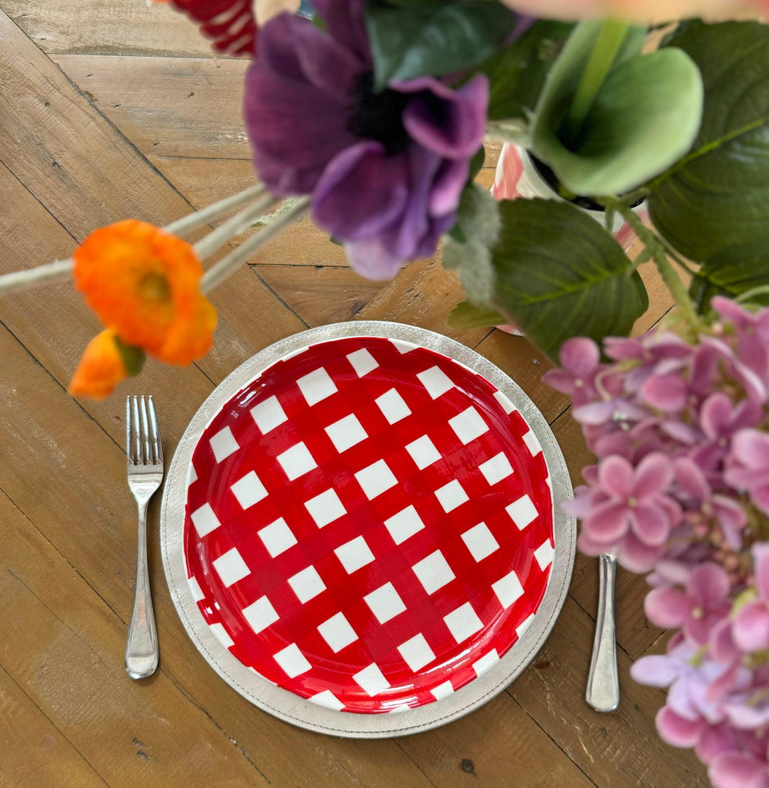 Red Gingham Dinner Plate - single